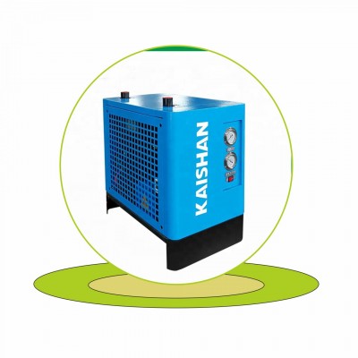 Refrigerated compressed air dryer with efficient treatment refrigerant R22 or R134